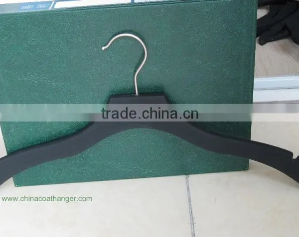 Black Soft Touching Closet Hanger for Clothes With Turnable Hook for Keeping Coat Good Shape photo-2