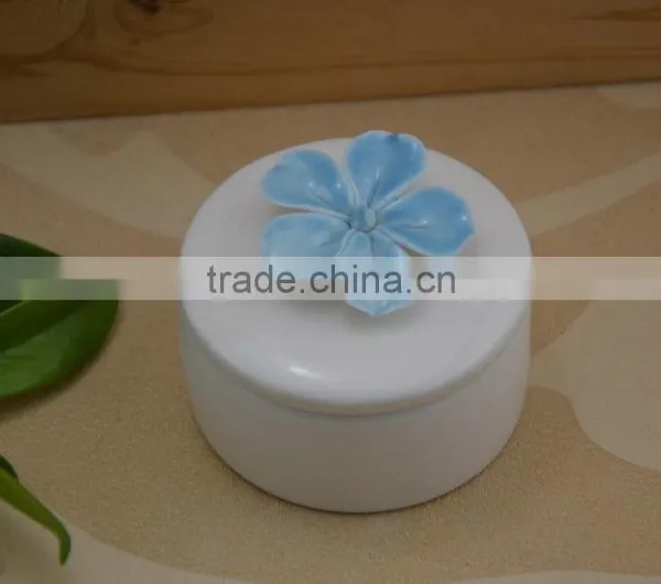 Wholesale Porcelain Jewel Box With Flower Shape Design photo-5