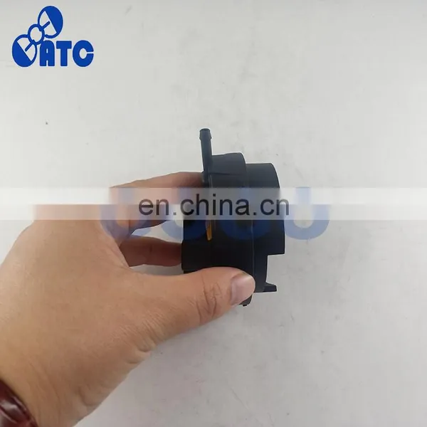 N52 Engine PCV Valve Vacuum Control Valve Cover For BMW E82 E90 E70 Z4 X3 X5 128i OEM 11127552281 photo-4
