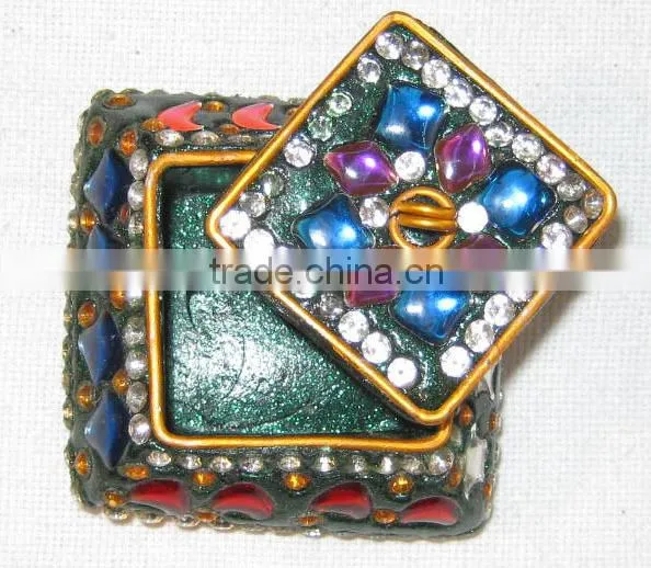 Small Sindoor Boxes / Small Kumkum Boxes / Gift Lac Boxes