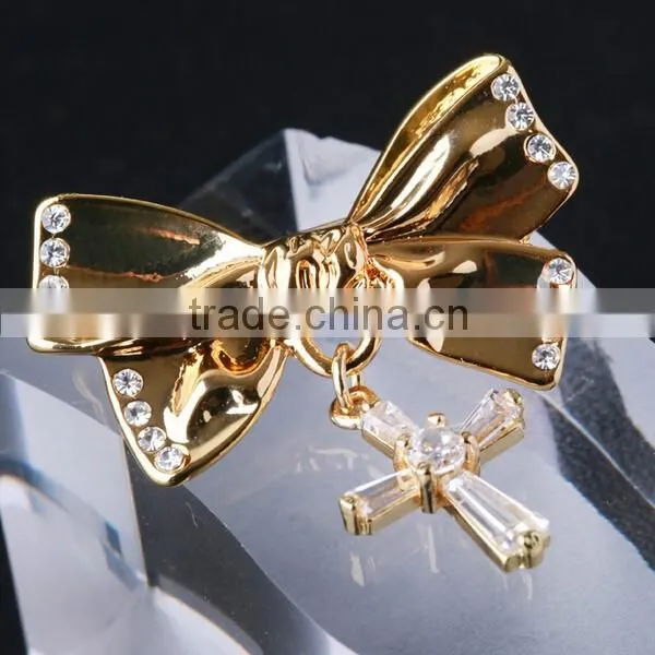 Cross Crystal Tie Brooch photo-2