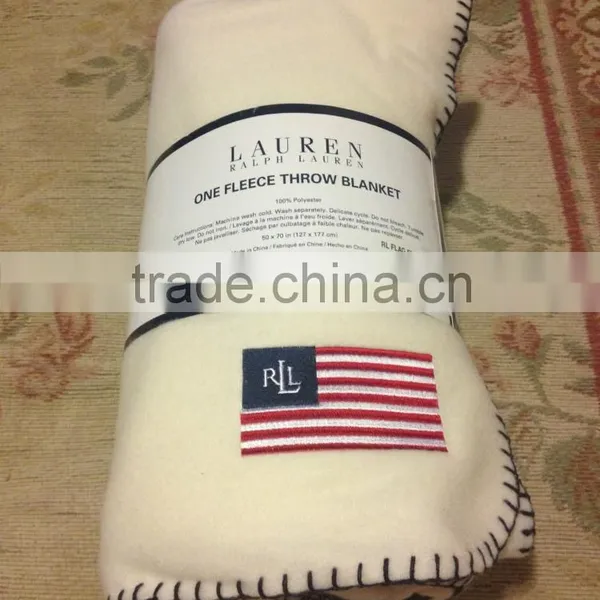 Roll up Packaging Promotional Gifts Blanket With Embroidery photo-3