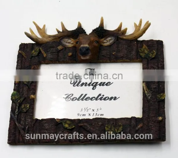 Wholesale Custom Polyresin Reindeer Souvenir Photo Frame for Sale photo-2