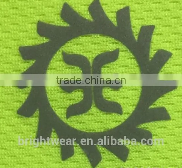Relfective Letters be Heated Transfer on T-shirt or Polo Shirts photo-4