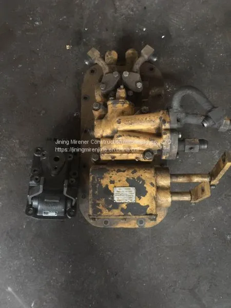 D85A-18 154-40-10005 Steering Valve Ass'y Komatsu Bulldozer D85 Steering Valve Assy photo-2