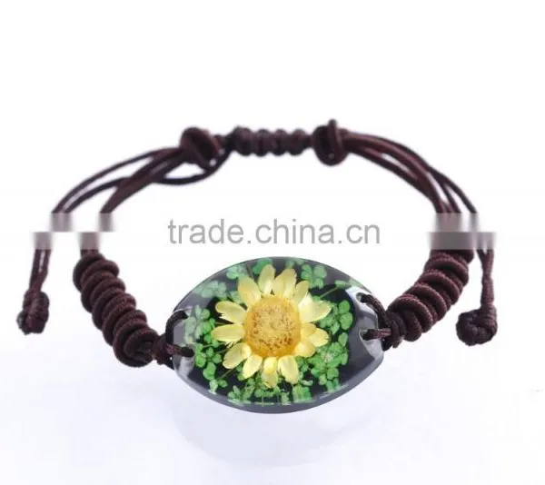 Lovely Souvenir Real Flowers Resin Fashion Bracelet photo-3