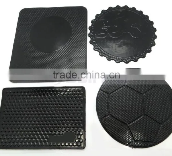 OPP Bag Packing PU Football Shape Sticky Pad for Car Dashboard photo-3