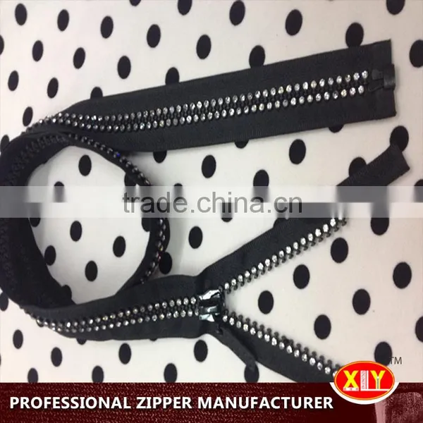 2015 Hot Sale Double Row Polyester Tape Diamond Zipper photo-2