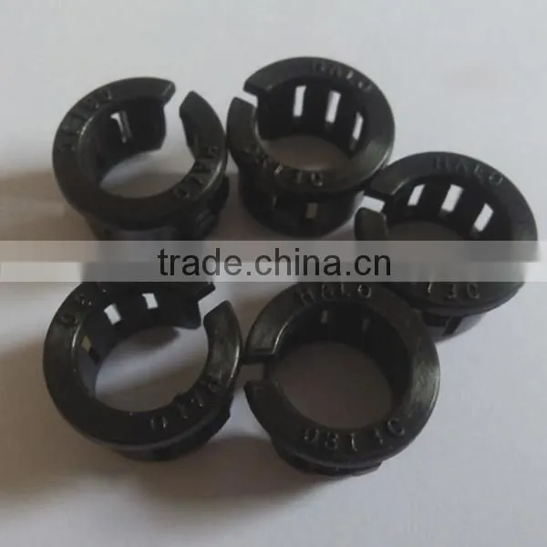 Snap bushing