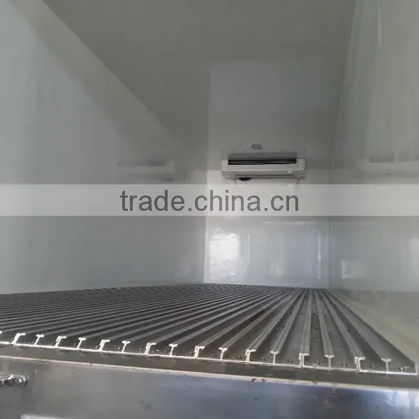 Professional Refrigerated Van Made in China