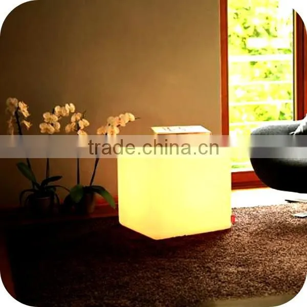 Outdoor Illuminated Waterproof Led Ice Cube Lighting With Remote Control photo-3