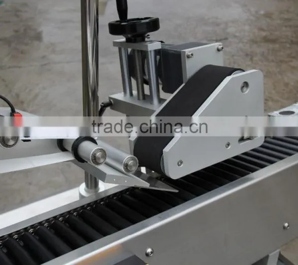 Automatic Horizontal Bottle Labeling Machine(Shanghai Manufacturing) photo-4