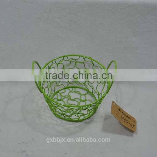 Set of Three Metal Wire Storage Basket With Handle photo-3