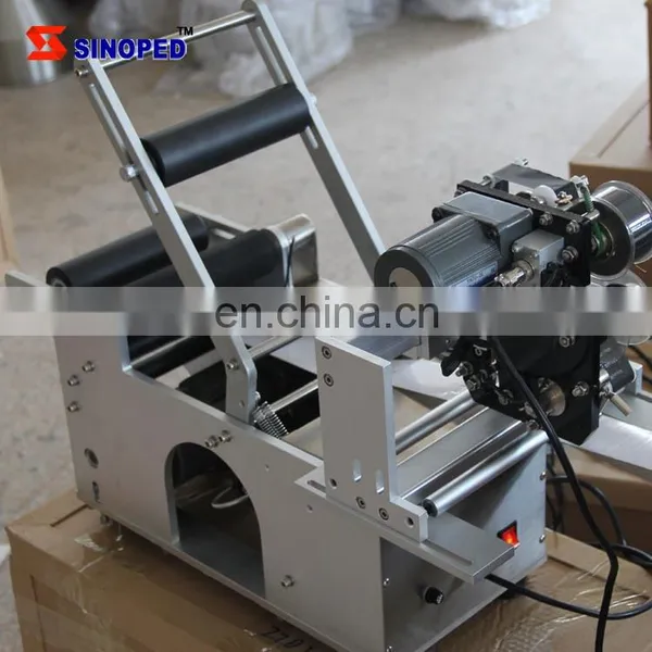 Factory Price Flat Bottle Labeling Machines Semi Automatic Label Printing Machine Square Label Sticker Machine For Adhesive photo-3