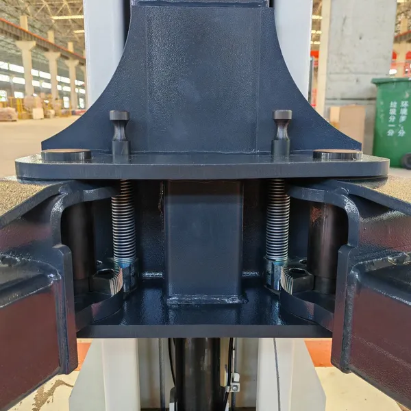 Cheap 4500kg Two Post Car Lift Machine Clear Floor for Sale photo-5
