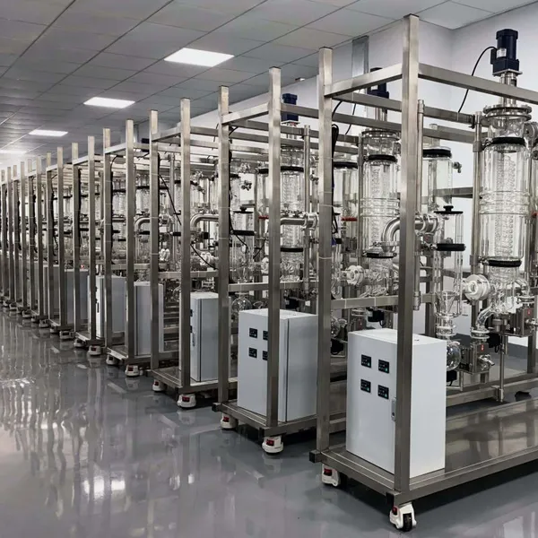 Factory High Efficiency Stainless Steel Short Path Wiped Film Molecular Distiller Machine Molecular Distillation Unit Equipment photo-2