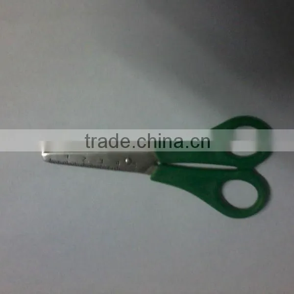 Dressing Scissors With Plastic Handle/ Plastic Scissors/ Operating Plastic Scissor/ Single Use Scissors/ Disposable Scissors/