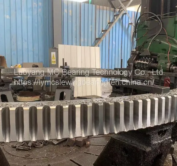 LYMC Factory I.570.25.00.D.1 Slewing Ball Bearing Parts for Tower Crane photo-2