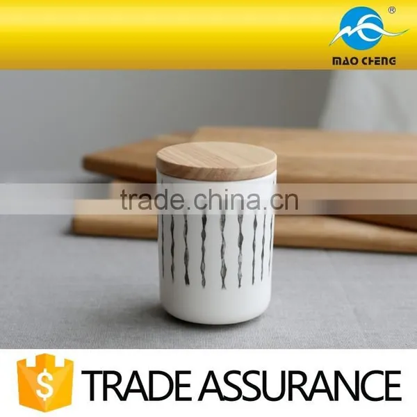 Customized Small Ceramic Storage Jar With Wood Lids