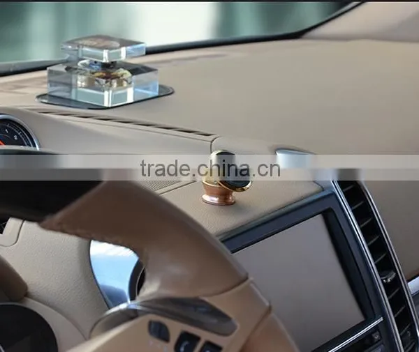 Factory Producing Luxury 360 Degree Rotating Magnetic Car Holder For Smart Phone photo-4