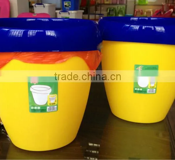 Plastic Lovely Trash Bin