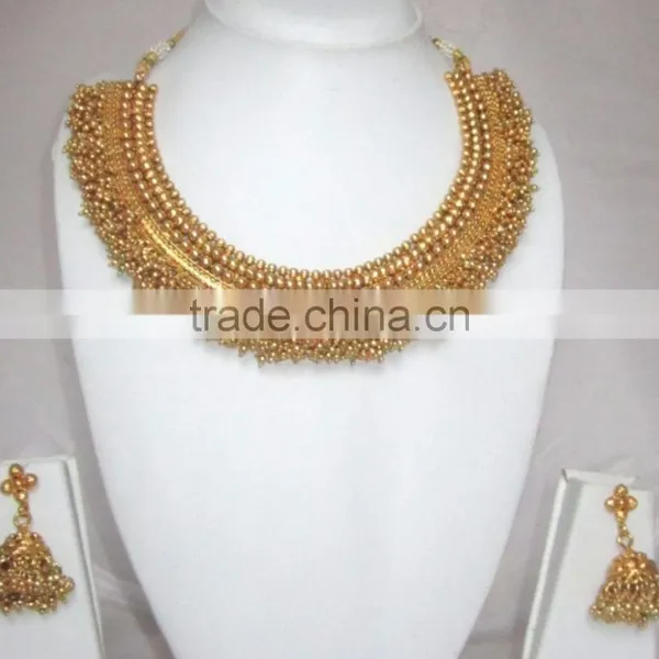 GOLD PLATED TEMPLE DESIGN Necklace RAMLEELA EARRING Set photo-3