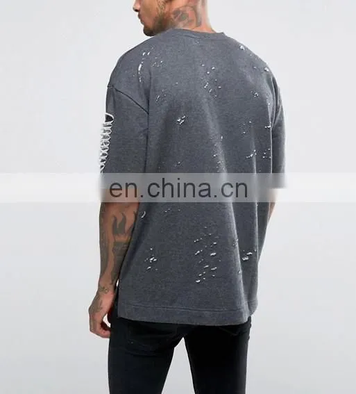 Boxy Design Crew Neck Sweatshirt With Distressing photo-2