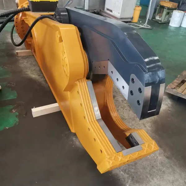 Hydraulic Eagle Shear With 360° Rotation High Precision Steel Beam Cutting photo-4