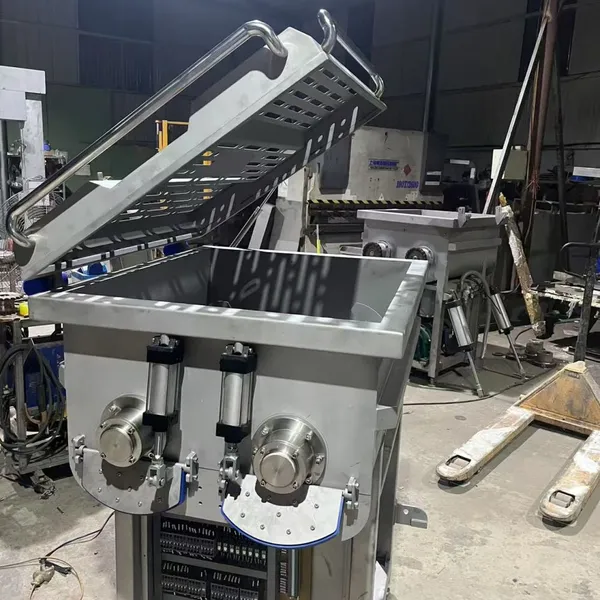Meat Mixer