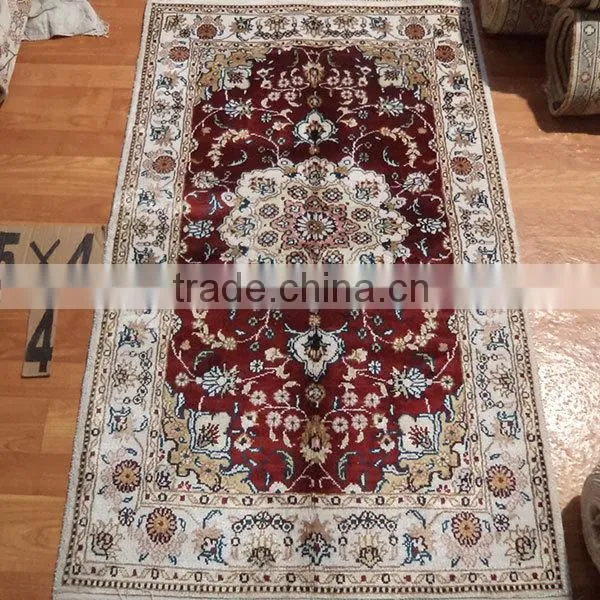 Chinese Manmade Weaver Pure Silk Excellent and Valuable Thin Carpet