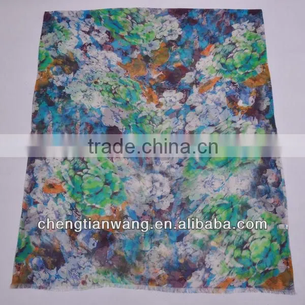 Beautiful Scarf New Design 2014 Latest Fashion High Quality Thin Wool Scarf New Design photo-3