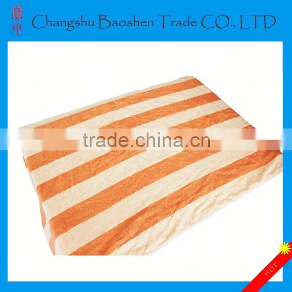 Pure Cotton Yarn-dyed Jacquard Strawberry Embroidered Towels Supplier's Choice