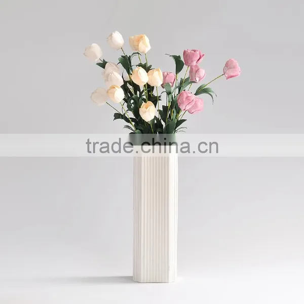 Wholesale Home Decoration Stripe White Ceramic Flower Vase photo-3