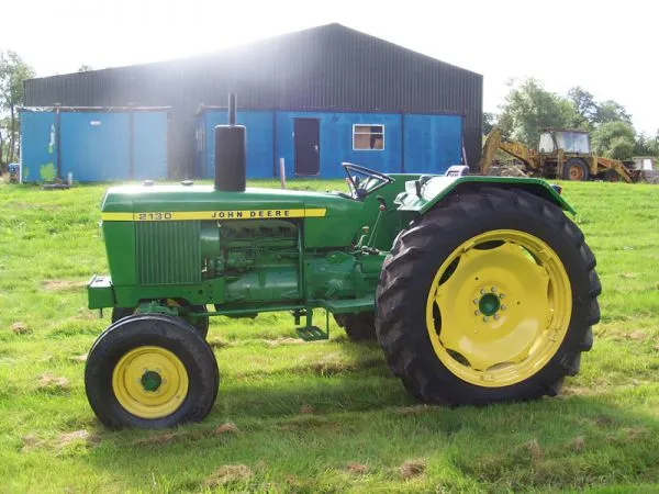 110hp 30hp Strong Engine Large Farm Tractors Shuttle Shift 4x4