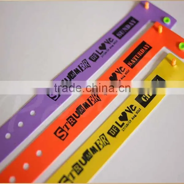 2015 Hot Colorful Star Hologram Plastic Vinyl Wristbands photo-4