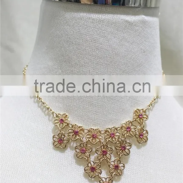 Gold Tiny Flowers W/Rose Diamond Jump-Ring Connected Necklace Simple Chain Gold Necklace2016 Fashion Style Wholesale