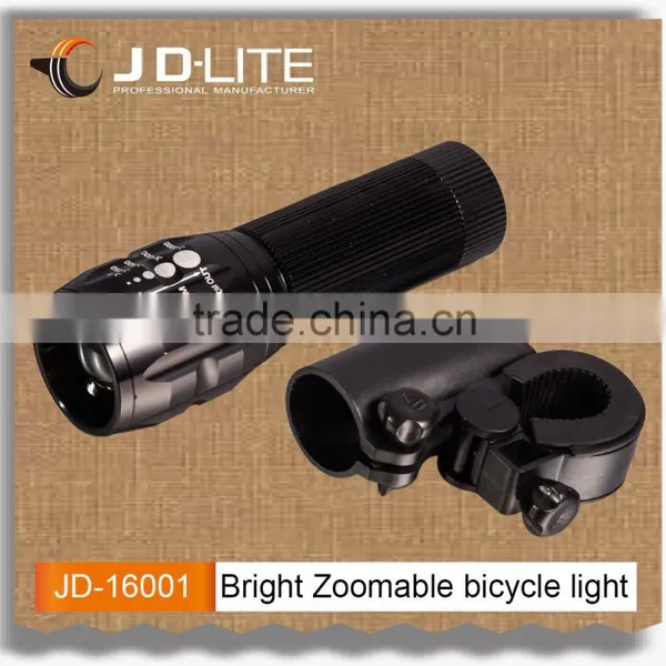 Zoomable High Power Light Torch Bright Led Light Torch Flashlight Powered by 3AAA Battery photo-3
