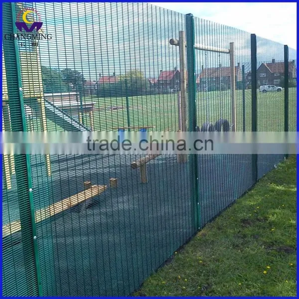 Low Cost Anti-climb Welded Wire Mesh Fence for Wholesales photo-4