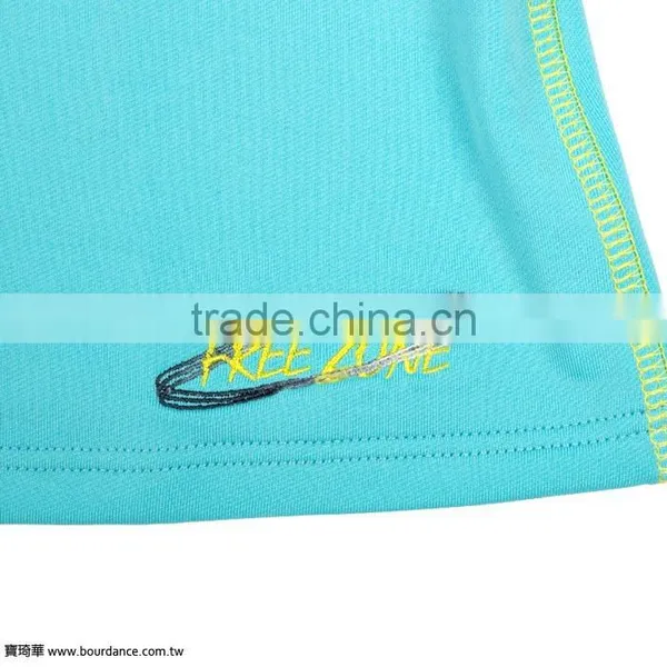 V Neck 2 Tone Color Short Sleeve Sportswear photo-3