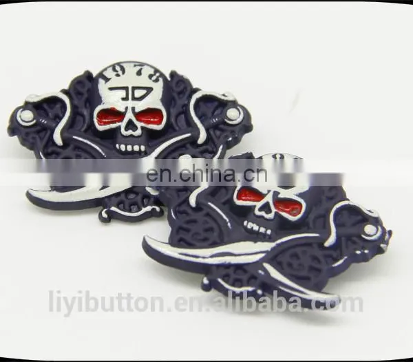 Decoration Painted Color Metal Garment Label, Nice Quality With OX-head Logo Zinc Alloy Garment Label photo-6