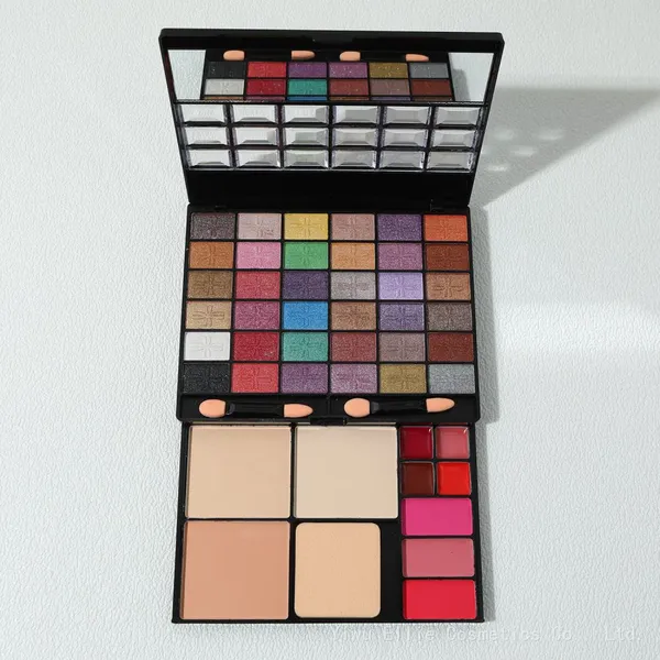 Wholesale 59 Color Large Makeup Sets Cosmetics Kits All in One Plastic Box Sets Conjunto De Maquillaje