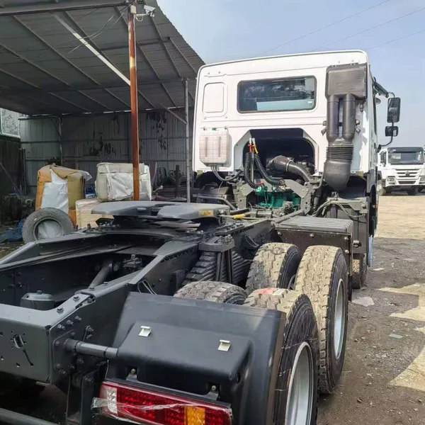 Used Sinotruk HOWO 371 Tractor Truck photo-3