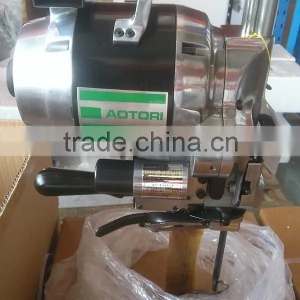 550/750W Auto-Sharpening Cutting Machine CZD-3 CLOTH FABRIC CUTTING MACHINE photo-3