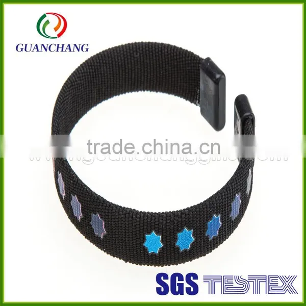 2016 China Wholesale Custom Various Designs High Quality Smart Polyester Woven Festival Promotion Wristband for Event or Party