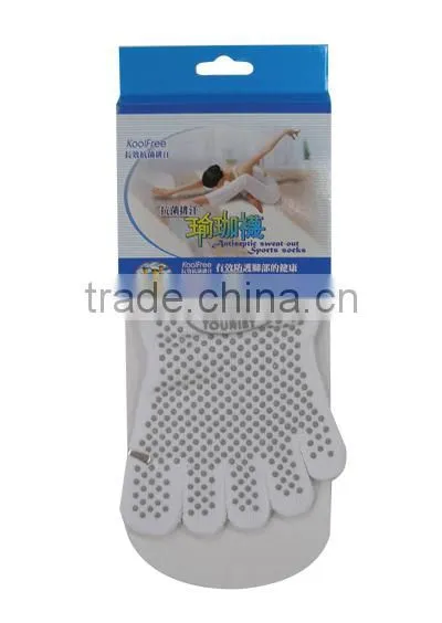 Non-Slip Yoga Toe Socks photo-3