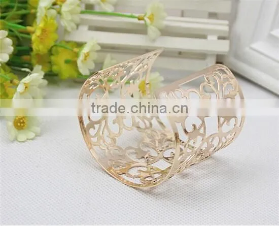 Trendy Gold Plated Iron Open End Cuff Hollow Flower Bangle Bracelets for Ladies photo-3