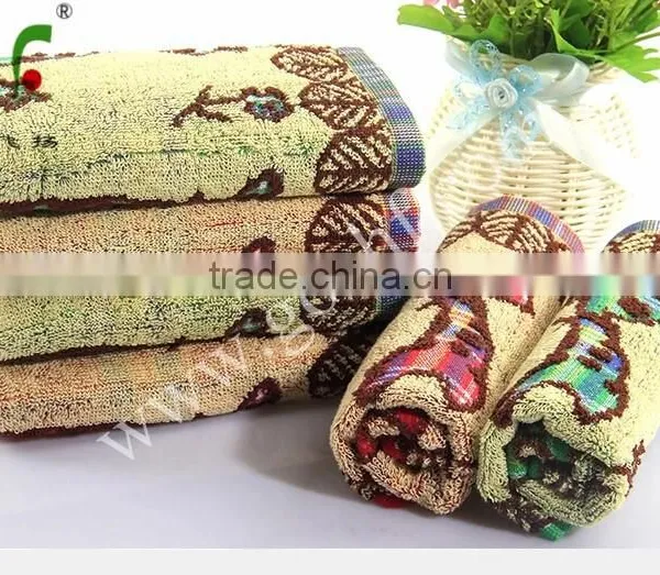 Good Quality 100% Cotton Yarn Dyed Jarquard Baby Hand Towel photo-4