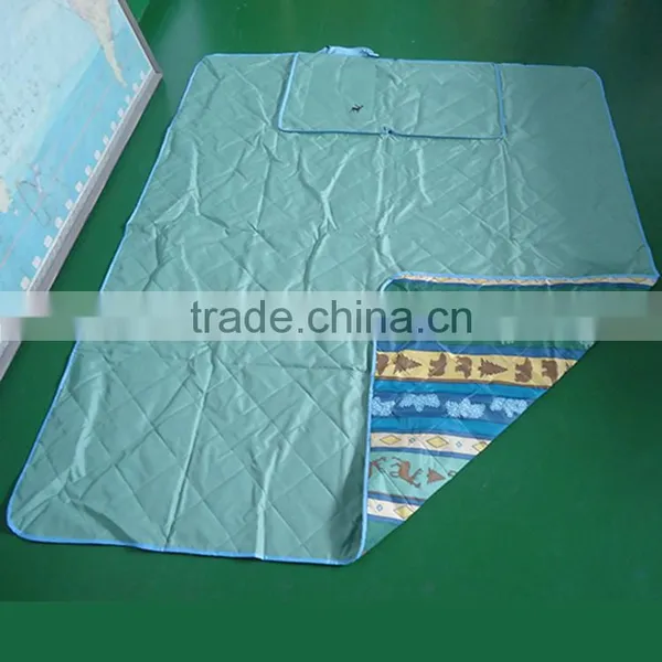 2 in 1 CMYK Printed Polyester Quilt Wadding Filling 600D Nylon Waterproof Blanket Zip up Fold Into a Bag Travel Picnic Mat photo-3