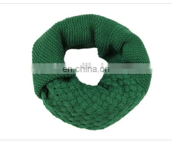 Wholesale Loose Knit Acrylic Infinity Loop Circle Scarves photo-3