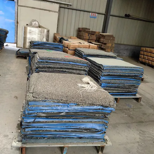 Road Crack Repair Patches With Big Size Stones photo-3